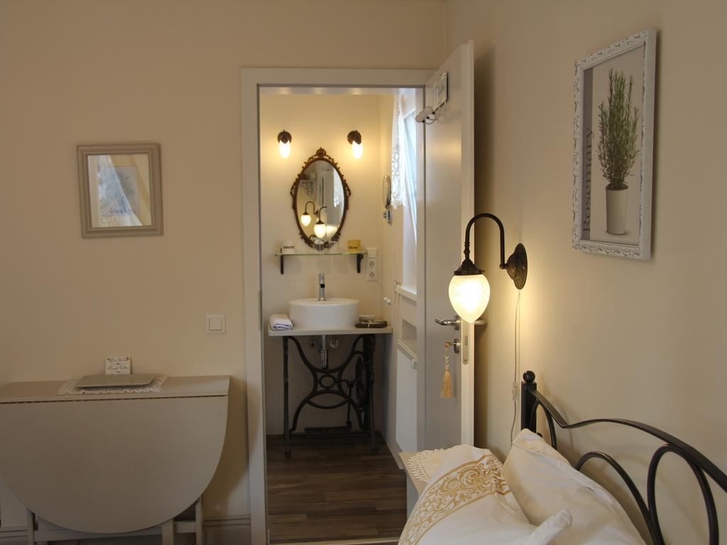 No.31 B&B Im Rosengarten 카펠렌-드루스와일러 외부 사진