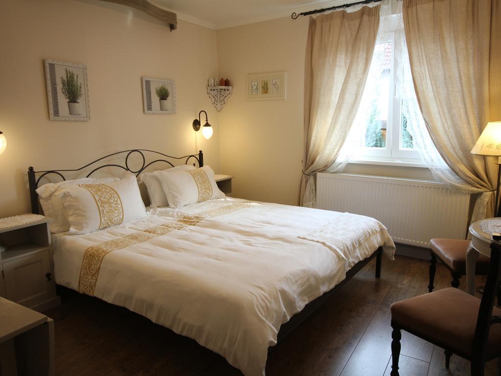 No.31 B&B Im Rosengarten 카펠렌-드루스와일러 외부 사진
