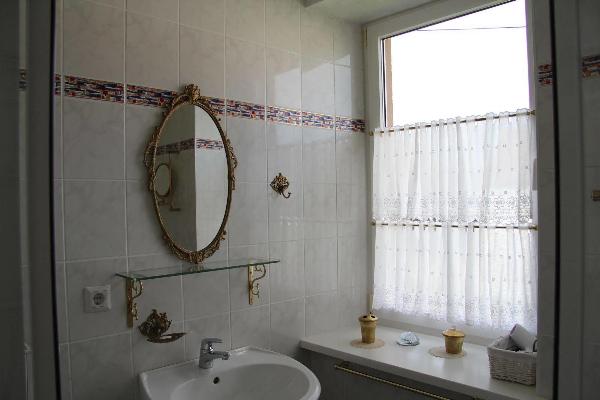 No.31 B&B Im Rosengarten 카펠렌-드루스와일러 외부 사진